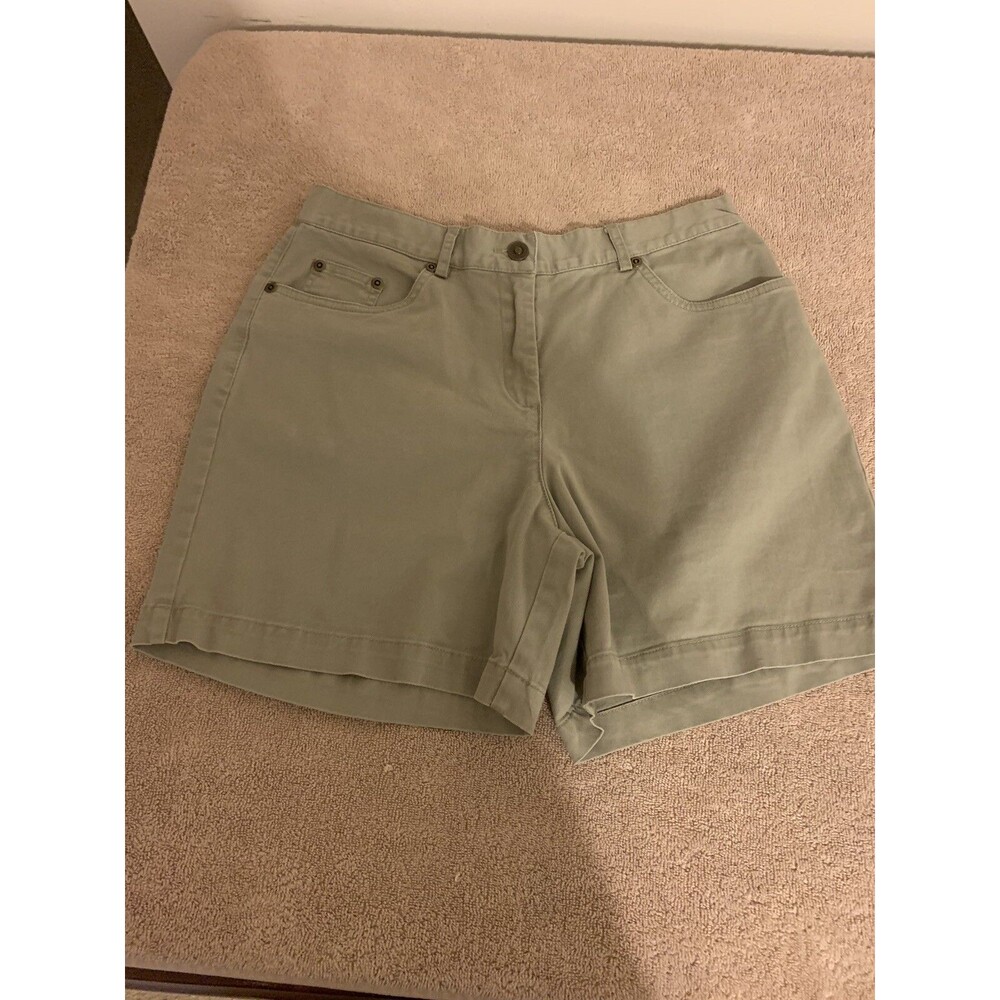 Womens Ruby Rd size 8P Gray shorts